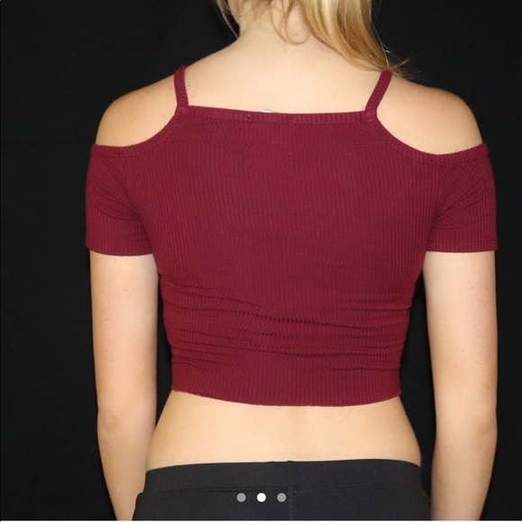 Crop top from Tilly’s - Picture 2 of 3